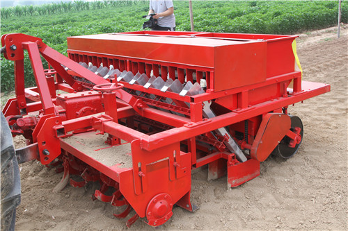 大蒜旋耕播种机