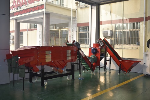 打捆式大蒜收获机